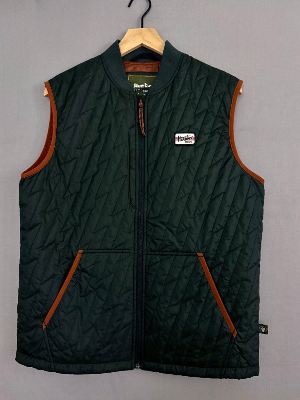 Howler Bros Quilted Insulated Vest Black Rust Brown Full Zip Mens Medium